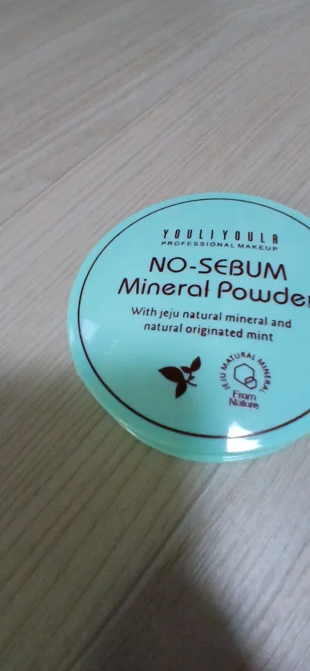 Setting Powder Miracle - Oil Control, Smooth Finish, Non-Cakey, Long-Lasting Wear with Waterproof and Sweat-Resistant Formula photo review