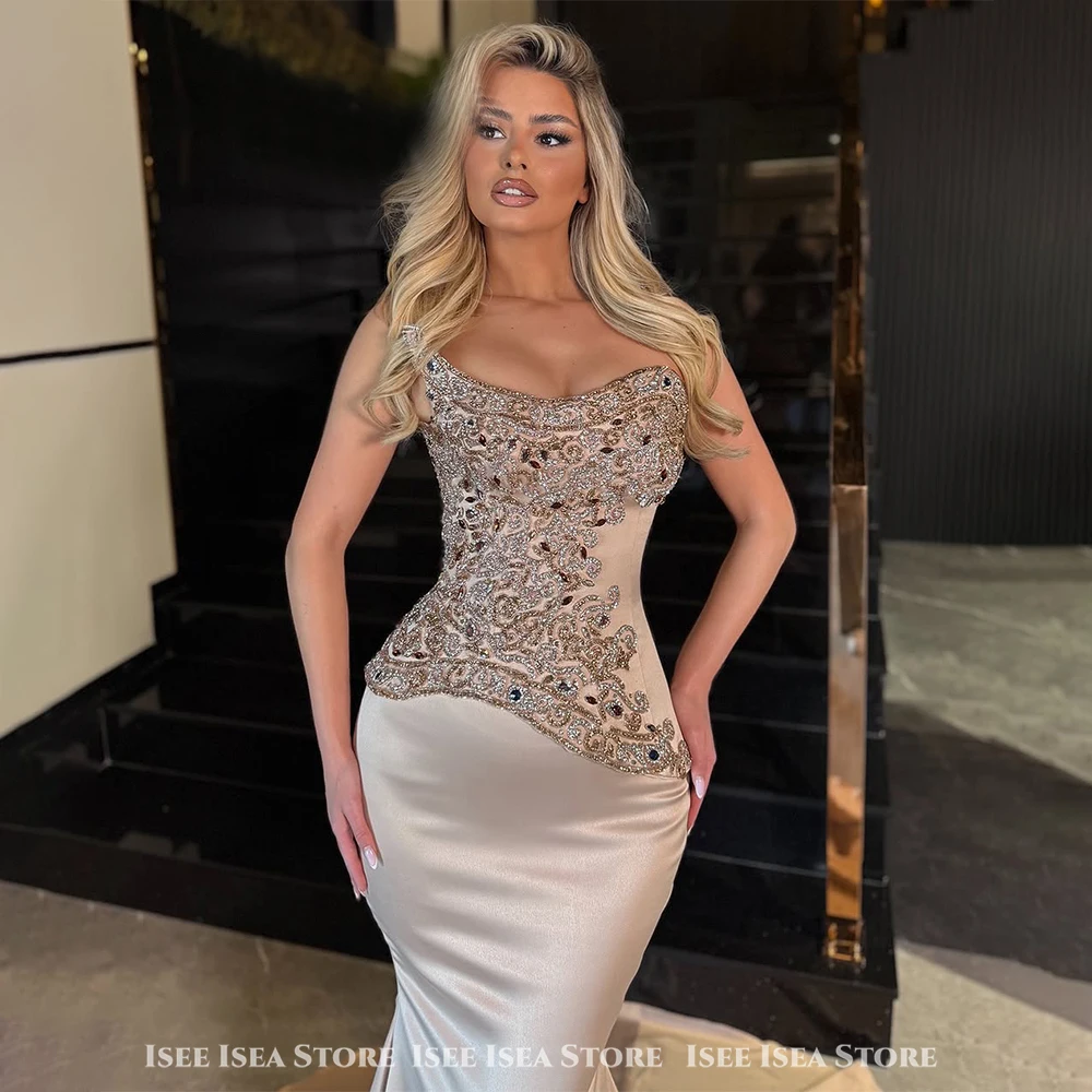 فساتين سهرة متألقة 2025 من الساتان برقبة قارب مثير فساتين سهرة مطرز بالخرز بدون حمالات فستان حفلات للمرأة حسب الطلب