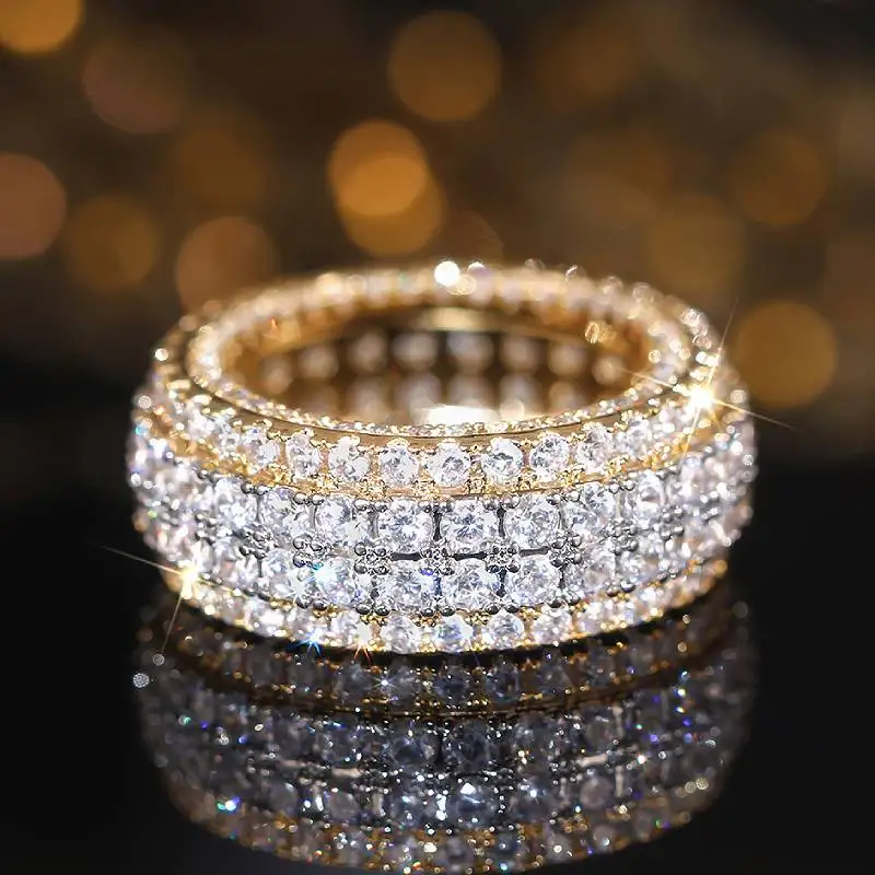 Huitan Glänzende Zirkonia-Ringe für Damen, Verlobungsschmuck, modischer zweifarbiger Stil, Finger-Accessoires für die Hochzeitszeremonie