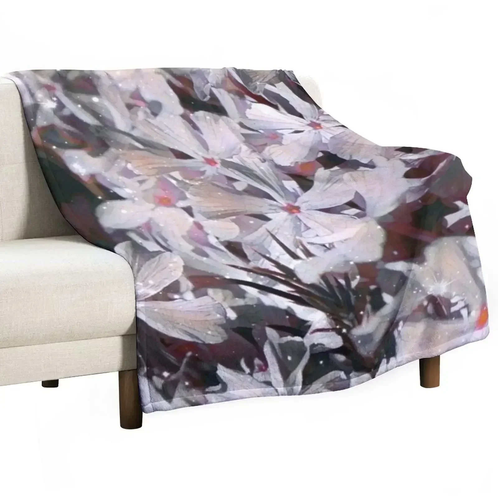 Sparkling fluorescence Throw Blanket Flannels Beautifuls Blankets