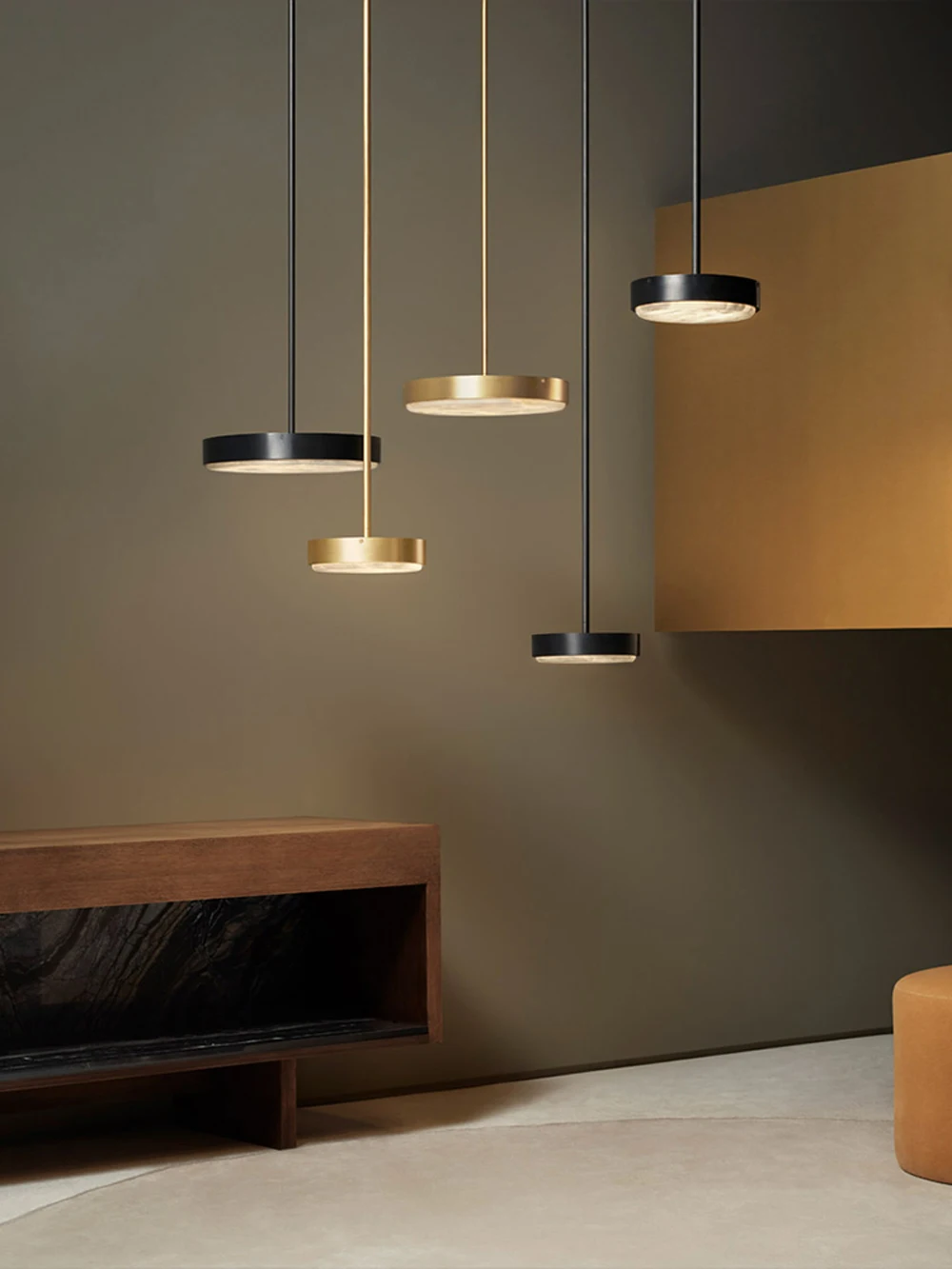 Gold Black 5CM Marble Round LED Pendant Light Alabaster