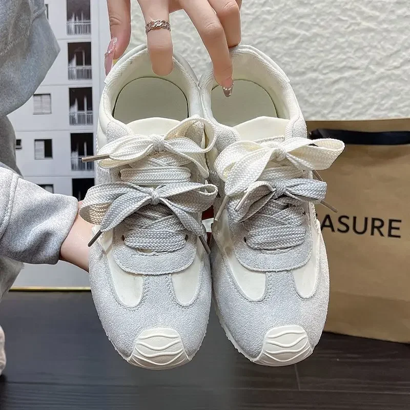

2025 New Spring Leisure All-in-one Student Korean Version of Flat Sneaker Shoes Female Retro Thick Soled Board Shoes Female Tide