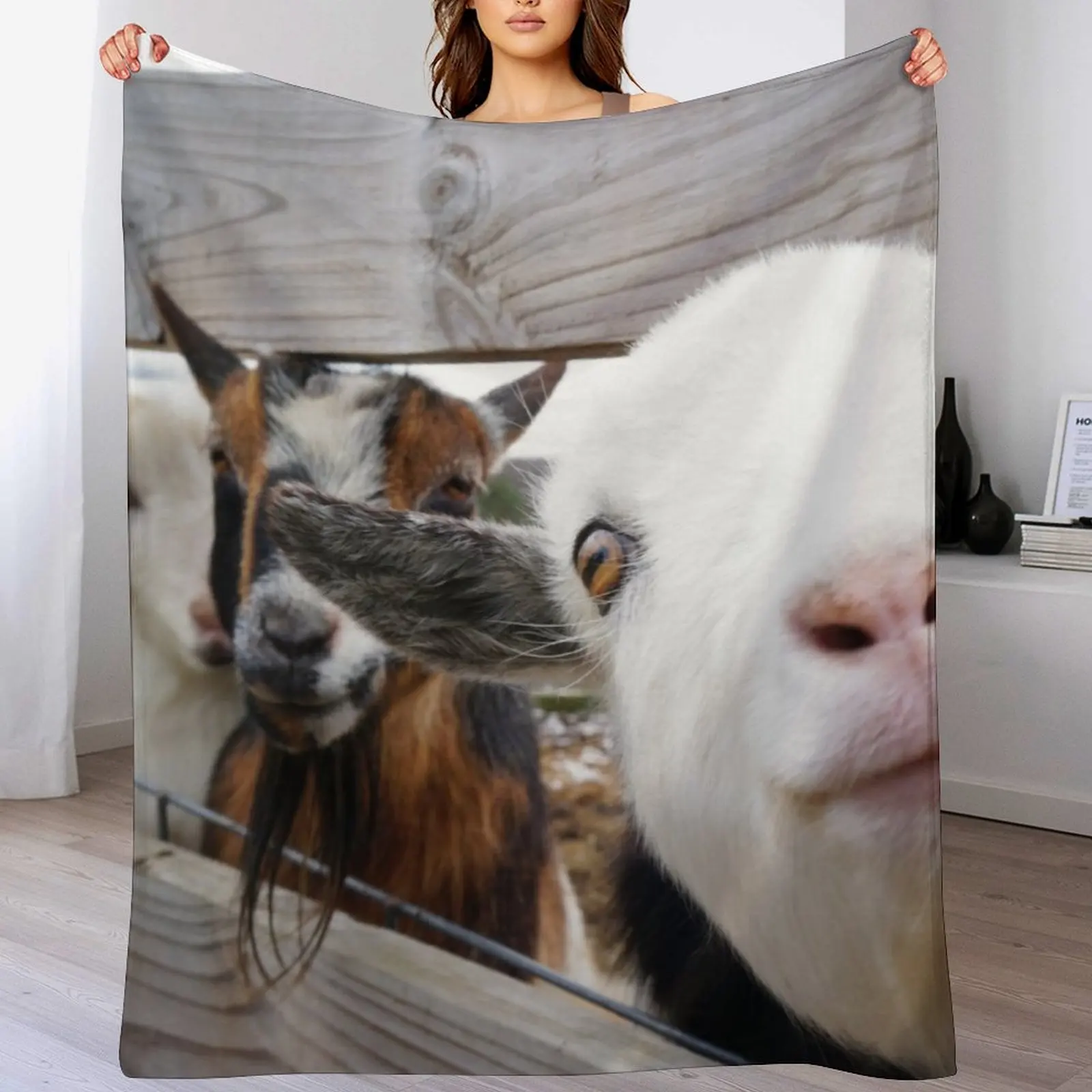 

Friendly Goats Throw Blanket Fashion Sofas Polar Retros blankets ands Blankets