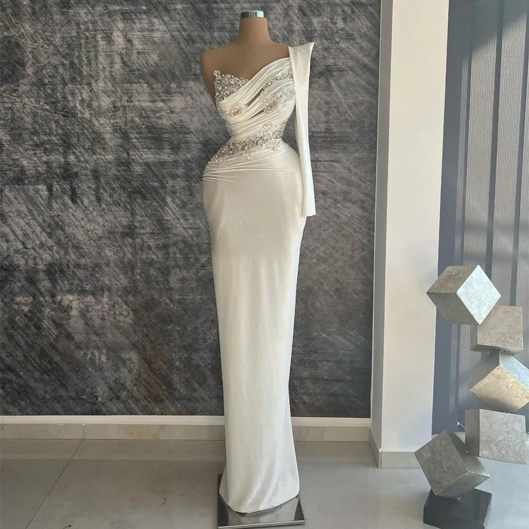 Elegant White Evening Dresses One Long Sleeve Bateau Satin Sequins Beaded Appliques Diamonds Celebrity Prom Dresses Custom Made