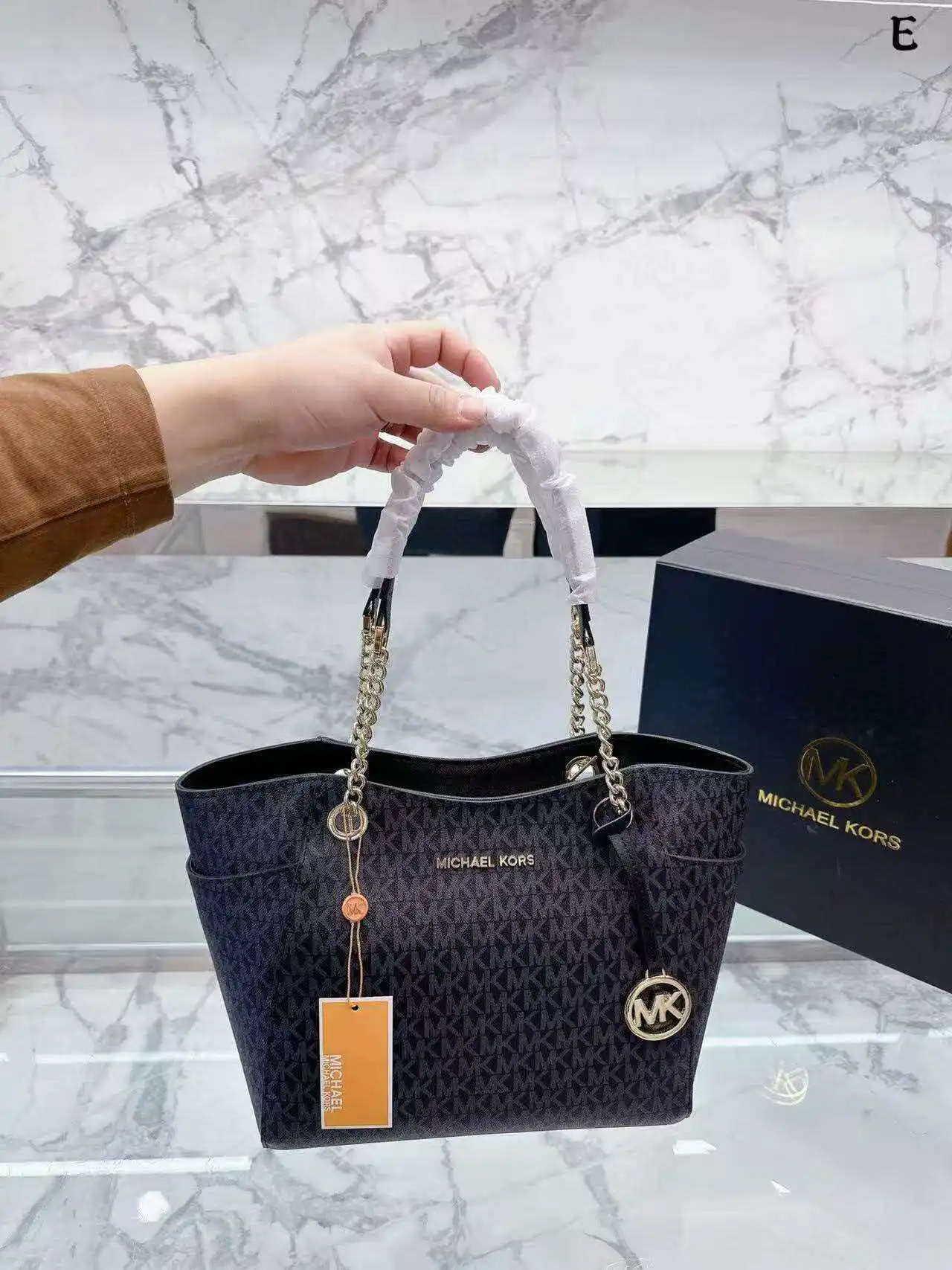 Michael Kors Jet Set 2026 New Arrival: High-Quality, Classic, Versatile Travel Bag with Elegant Print for Women, Leisure Travel