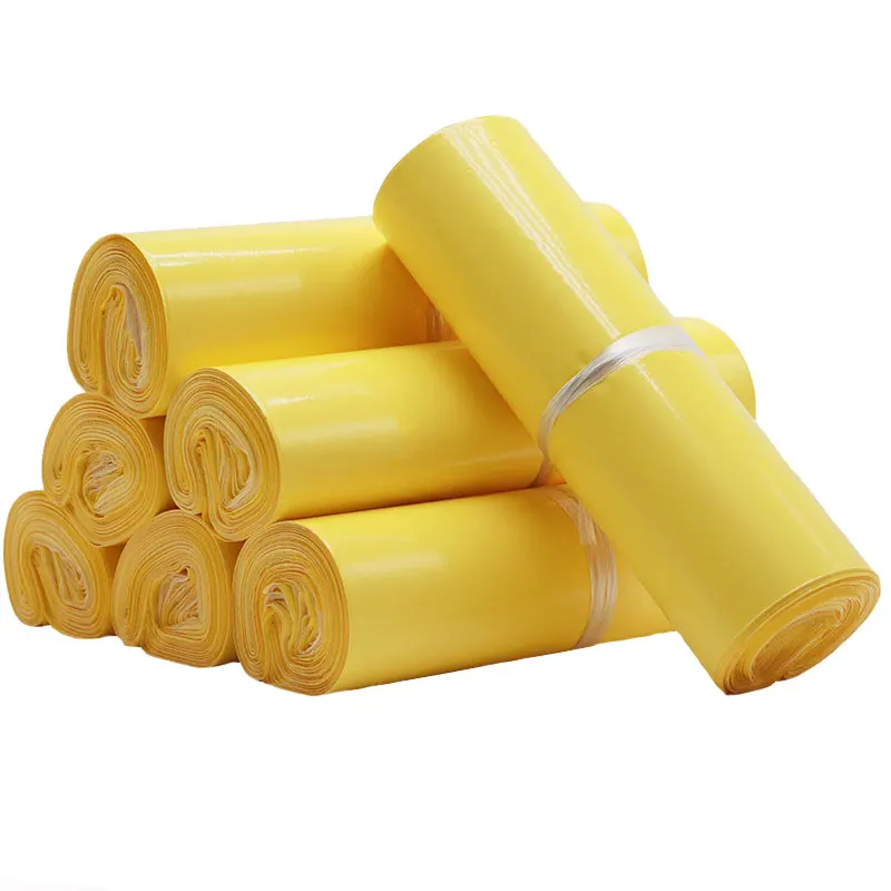 50 Uds. Paquete de embalaje de mensajería logística cajas de ropa de color amarillo claro bolsa de almacenamiento de correo bolsa de compras plegable con estampado de logotipo personalizado