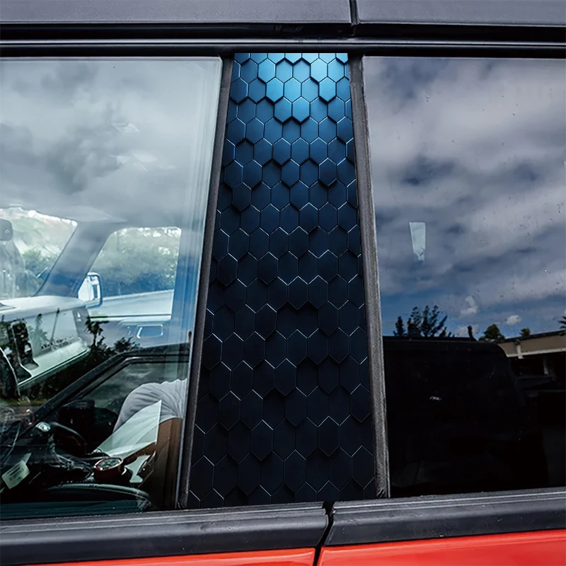 

2 штуки защитной пленки для автомобильных B-стойок, глянцевая, шестиугольная, из глянцевого материала.