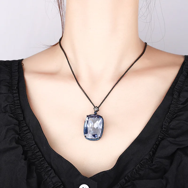 Jewelry Gold Plated European and American Fashion Imitation Emerald Square 20*28 Pendant Necklace