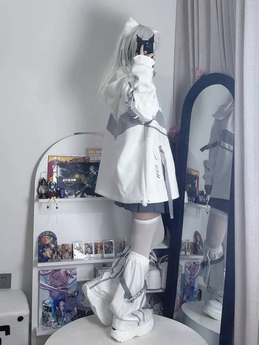 Design sense, contrasting colors, landmine style casual sports versatile jacket, autumn and winter high-end sense, loose and