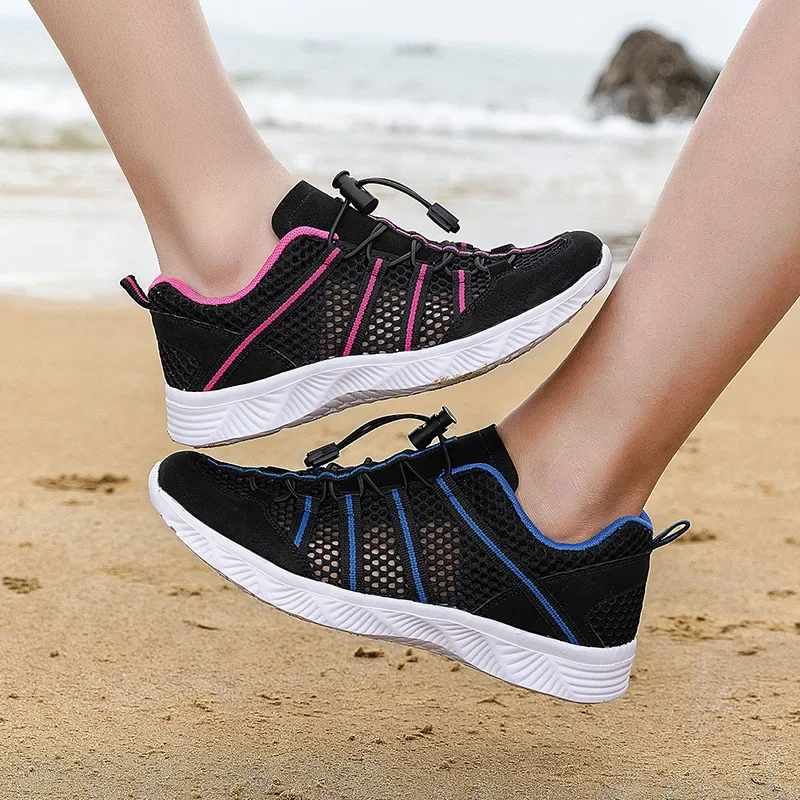 

Summer Man Mesh Sneaker Sweethearts Outdoor Shoes Woman Hollow Breathable Lightweight Beach Women Shoe Wading Upstream Shoes