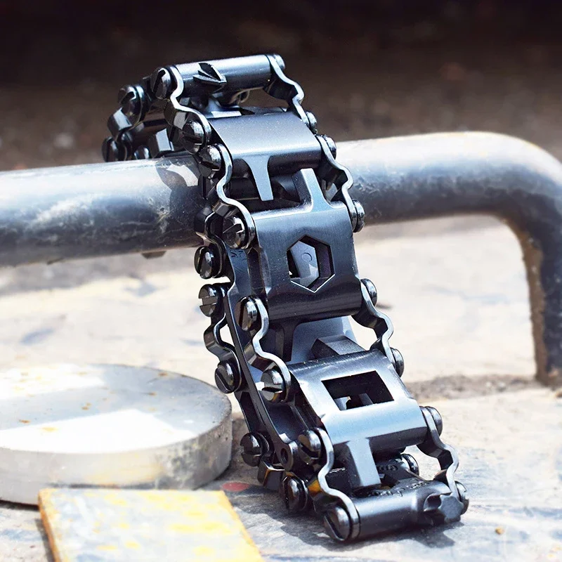 Stainless Steel 29in1 Multi-Purpose Bracelet Tool Outdoor Multifunctional Wristband Bolt Watch Strap Tool Kit Screwdriver Wrench