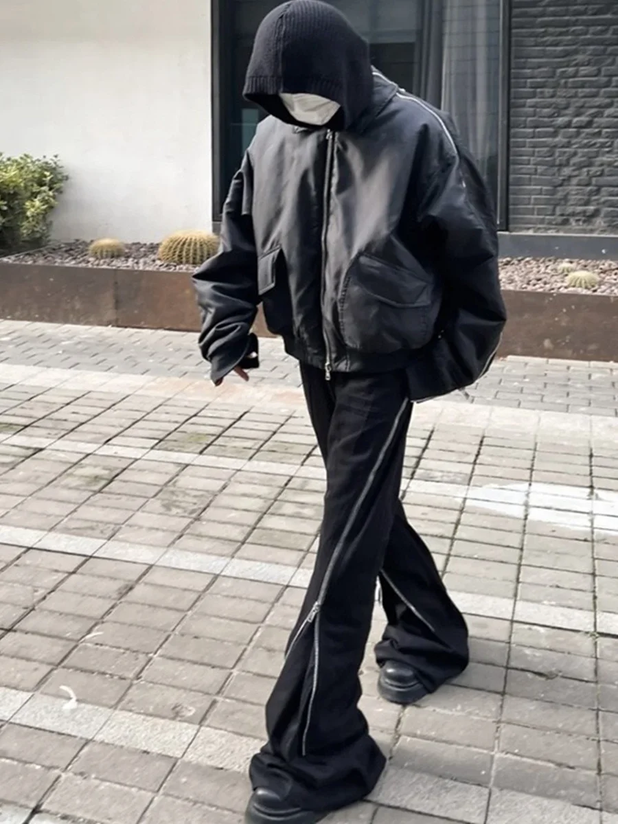 

Свободные прямые джинсы с большой молнией и расклешенными манжетами, повседневные синие джинсы для подростков, визуально стройнящие фигуру.