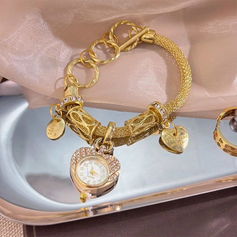 Estilo étnico amor pingente pulseira relógios feminino coreano moda tendência relógio de quartzo feminino