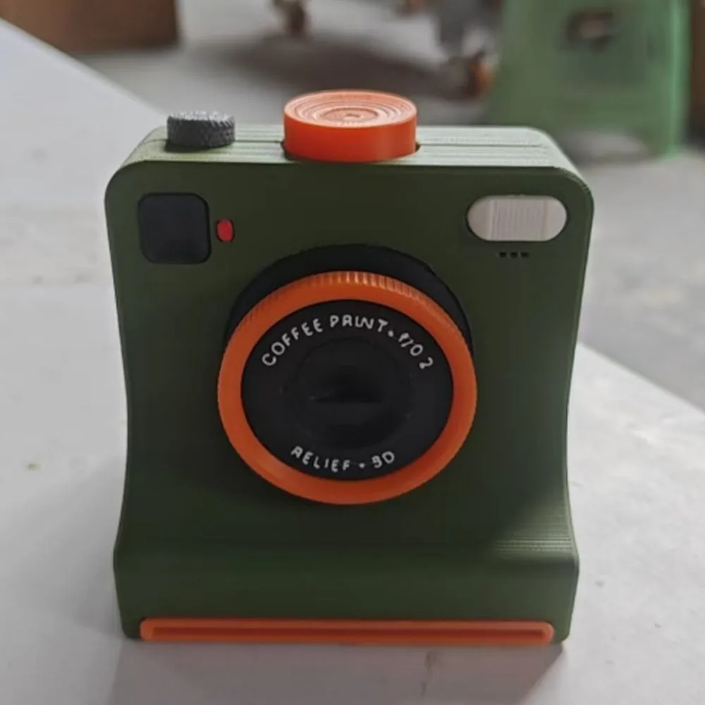 Funny 3D Printed Latte Camera Replaceable Cards Vintage Look DIY Latte Art Camera Tool Included Stencils One Touch Press