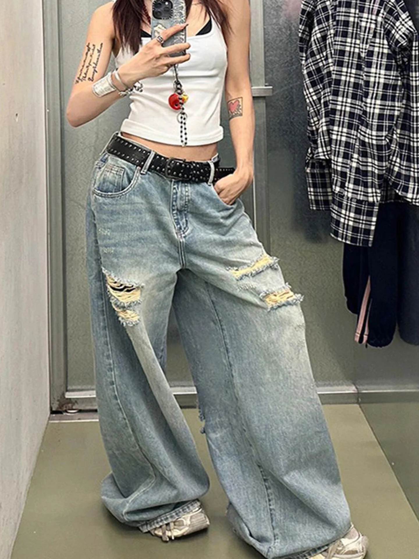 

Американские джинсы в стиле High Street: выцветшие, с эффектом потертости, свободного кроя, женские, повседневные, в стиле Lazy Style, длиной в пол.