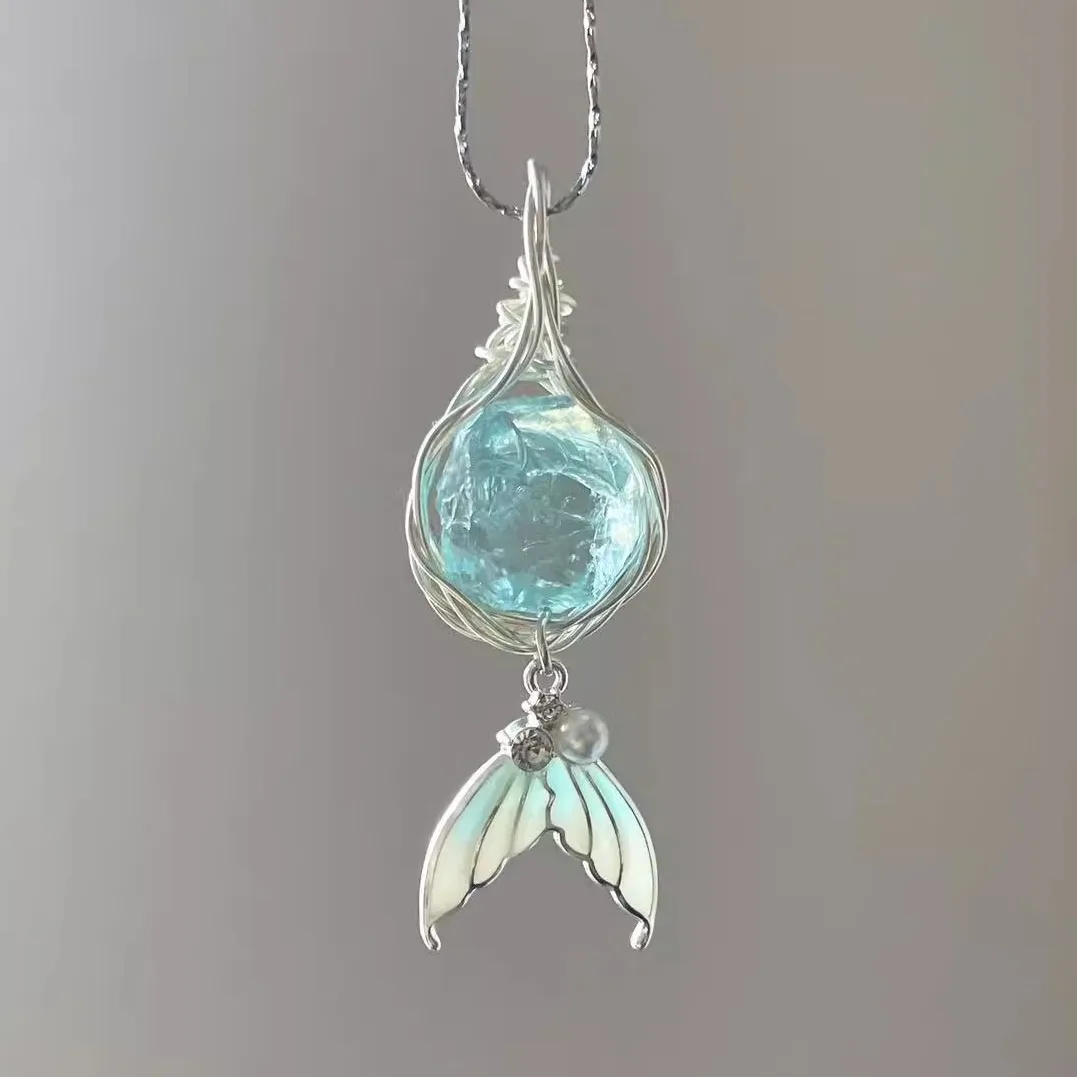 أنيمي الحب والفضاء العميق رافاييل الانطباع الرياح ذيل السمكة سلسلة قلادة مع الزبرجد الأحجار الكريمة الأصلي حجر قلادة هدية