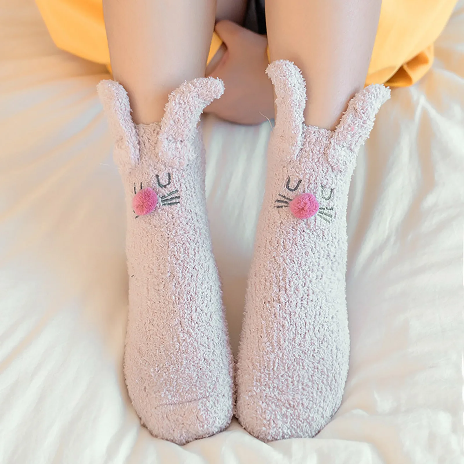 Men'S And Women'S Christmas Socks Coral Velvet Thick Warm Mid-Tube Socks Cute Cartoon Beautiful Socks Casual Sleeping Socks