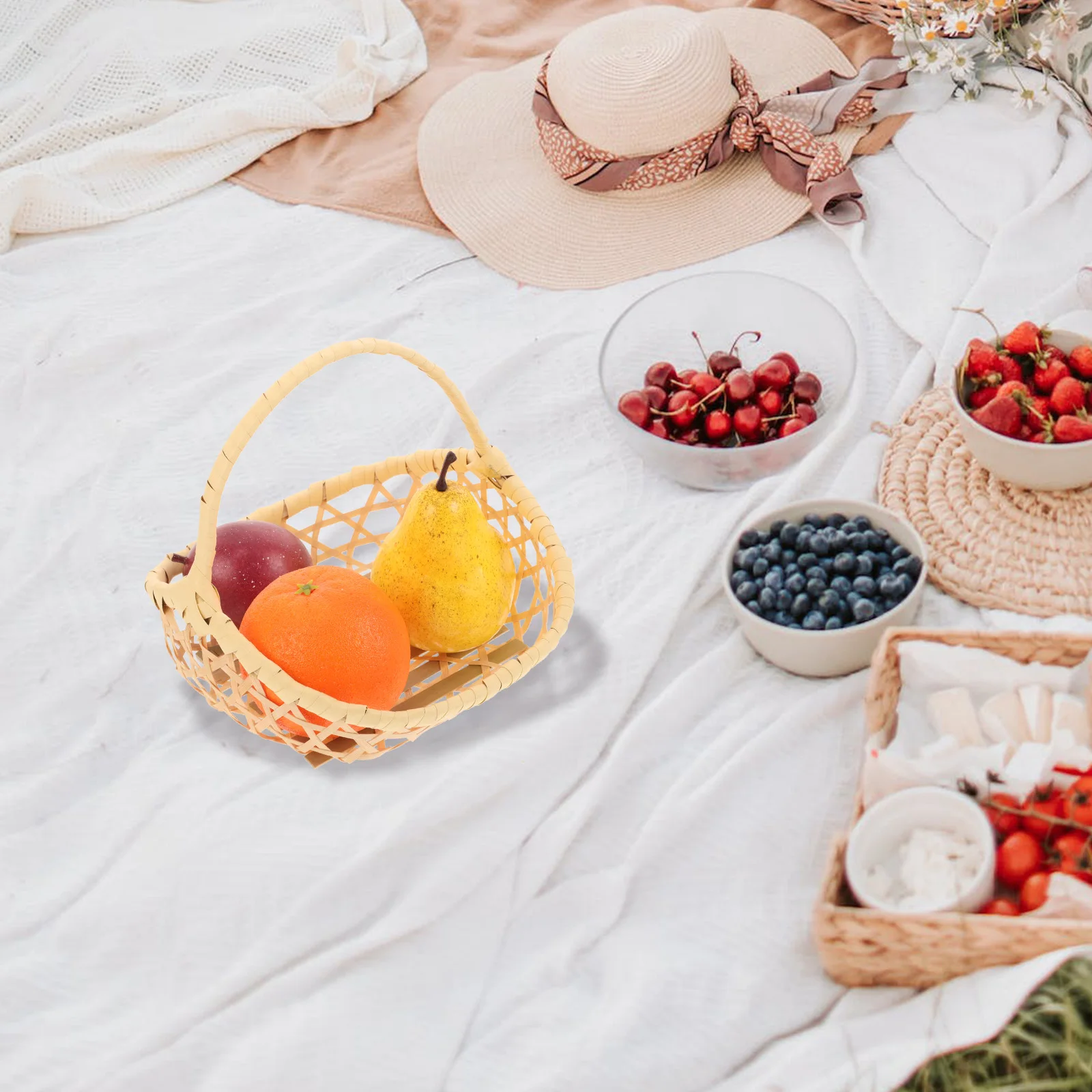 

1pcs Bamboo Woven Basket Desktop Organizer Small Tabletop Fruit Storage Reusable Empty Baskets Handmade Smooth Multifunctional