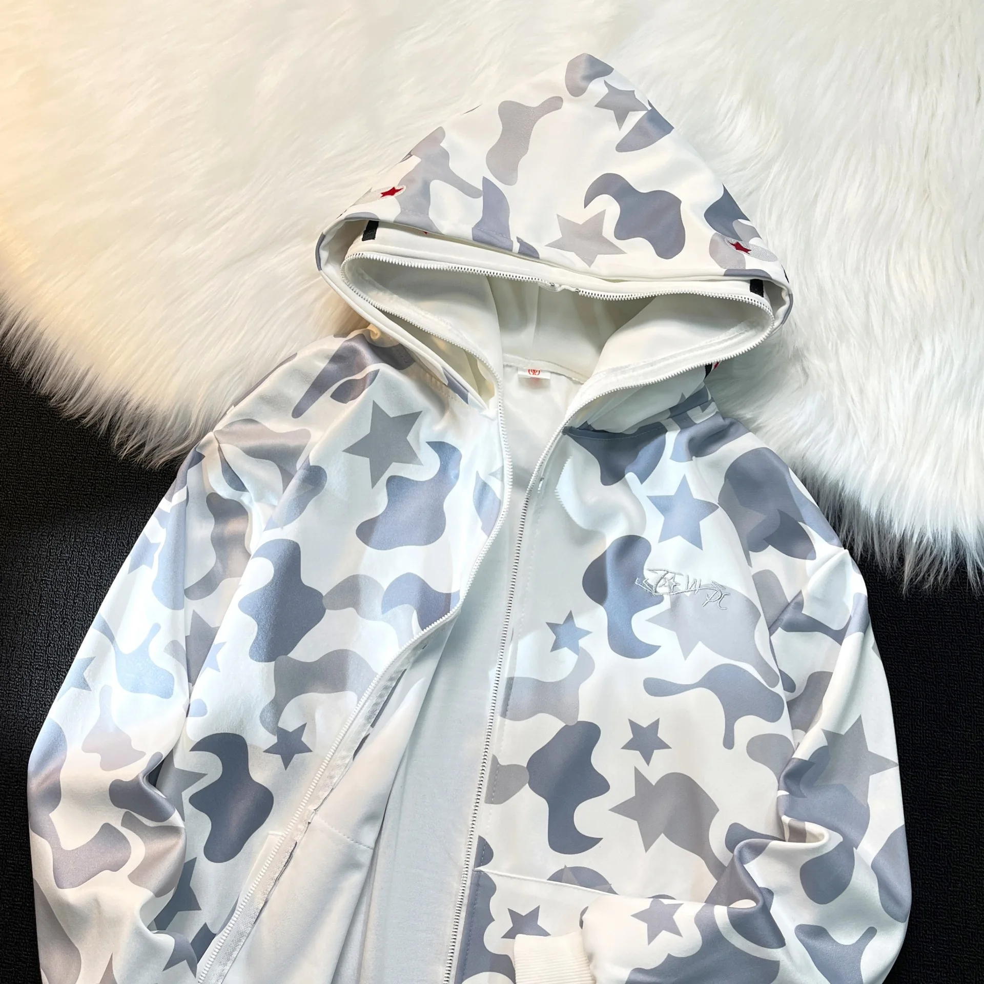 للجنسين سترة رأس القرش ربيع الخريف عادية فضفاضة تناسب مقنعين كامو التطريز كم طويل ألياف البوليستر الشباب النمط الشعبي #4