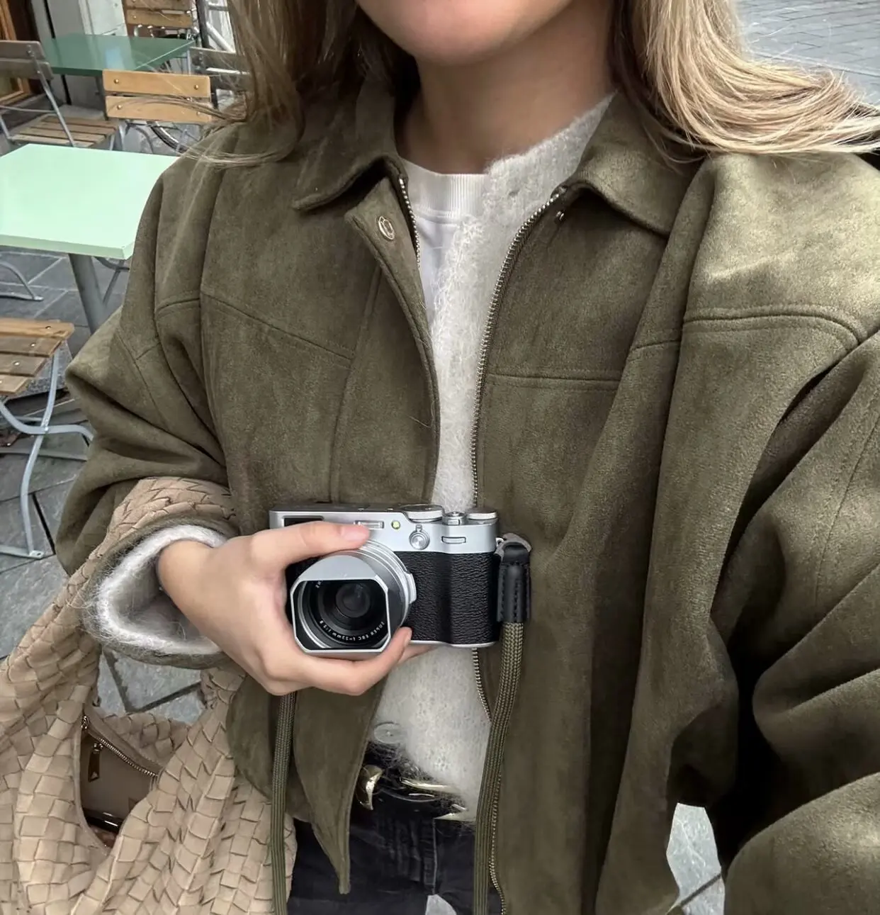 

Autumn Women's Green Suede Short Jacket Loose Lapel Zipper Long Sleeve Bomber Coat Female 2025 New Lady High Street Outwears