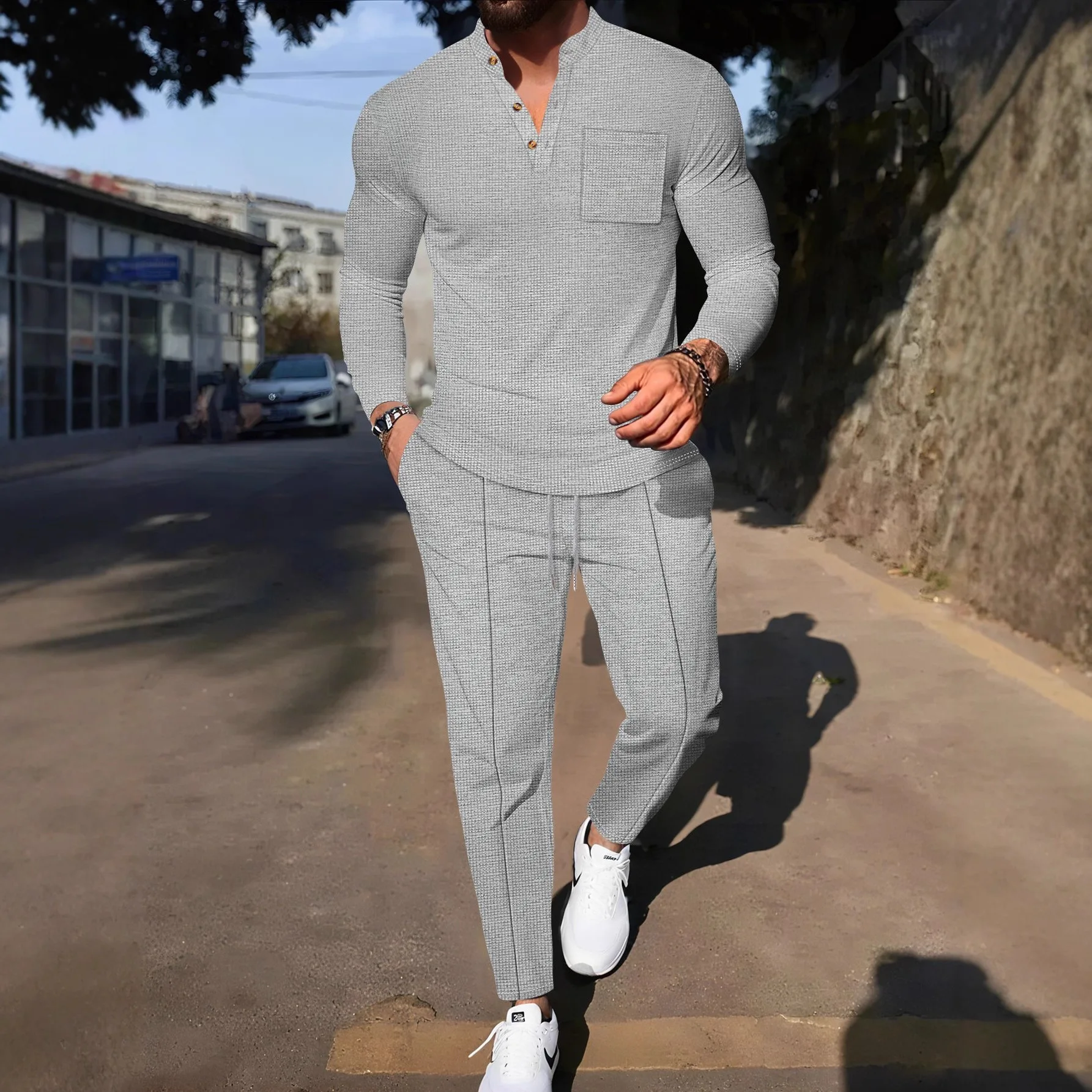 Men's Casual Solid Color Button-Up Shirt with Pockets Long-Sleeved Spring/Autumn Style Half-Closed Set
