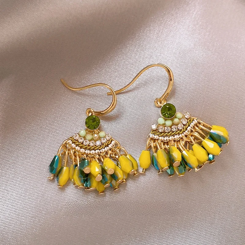 bohemian-fan-shaped-crystal-tassel-hook-earrings-women's-unique-design-sensation-ear-jewelry-out-fashion-accessories