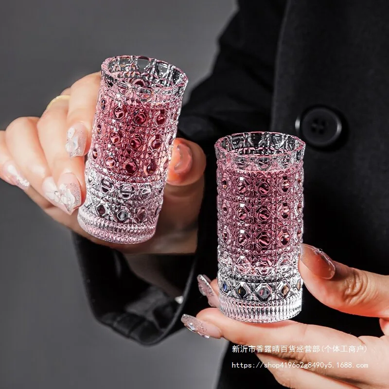 12 Uds. De piedras preciosas de lujo, taza martillada estilo INS simple, relieve de vino, cilindro recto, licor blanco de una boca