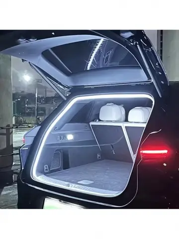 Car high brightness trunk lighting ambient light interior decoration LED wiring free automatic sensing tailgate light strip
