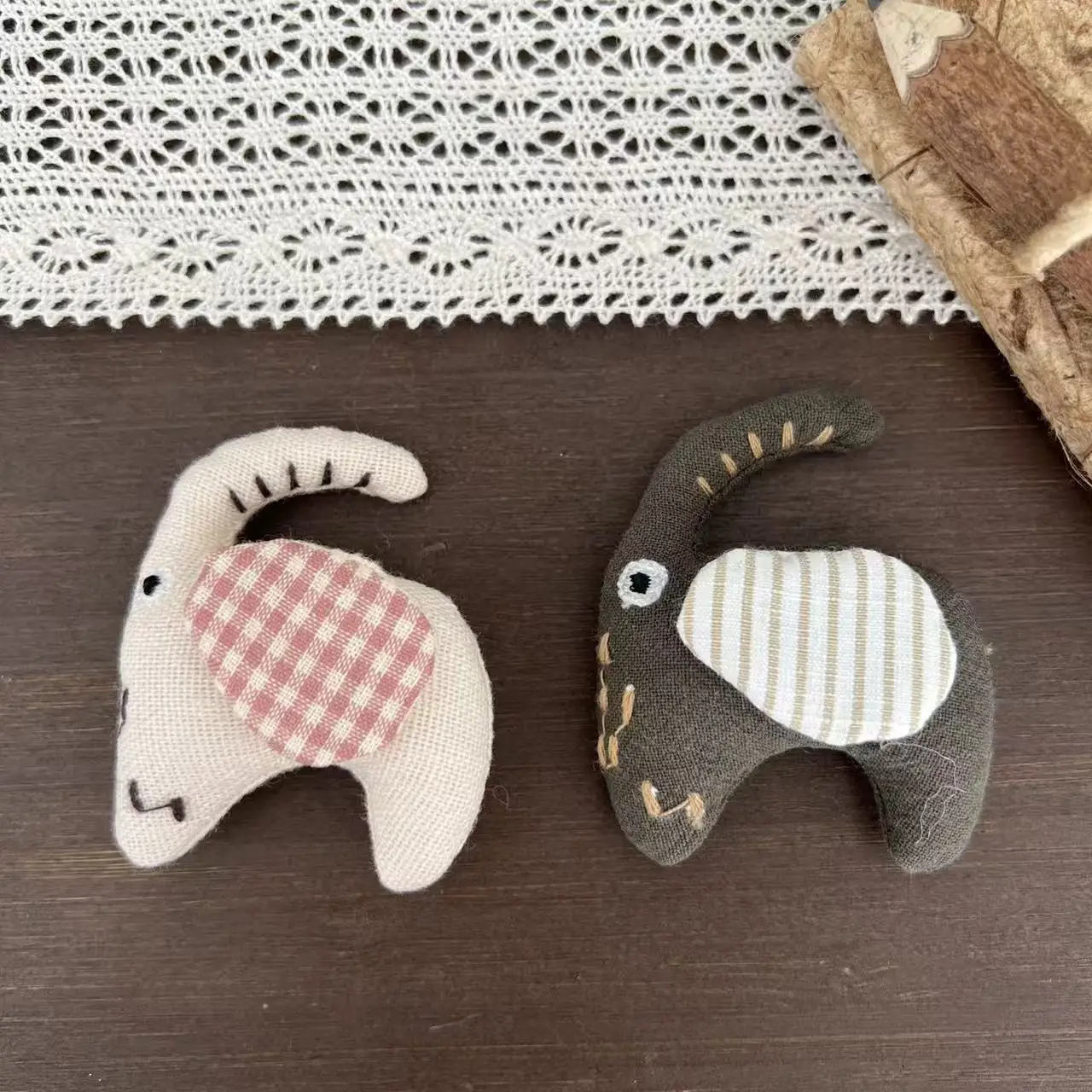 Elephant Cotton Brooch 1PCS for Women DIY Clothing Shoe Sock Hat Phone Case Bag Accessory Decor Durable Kit