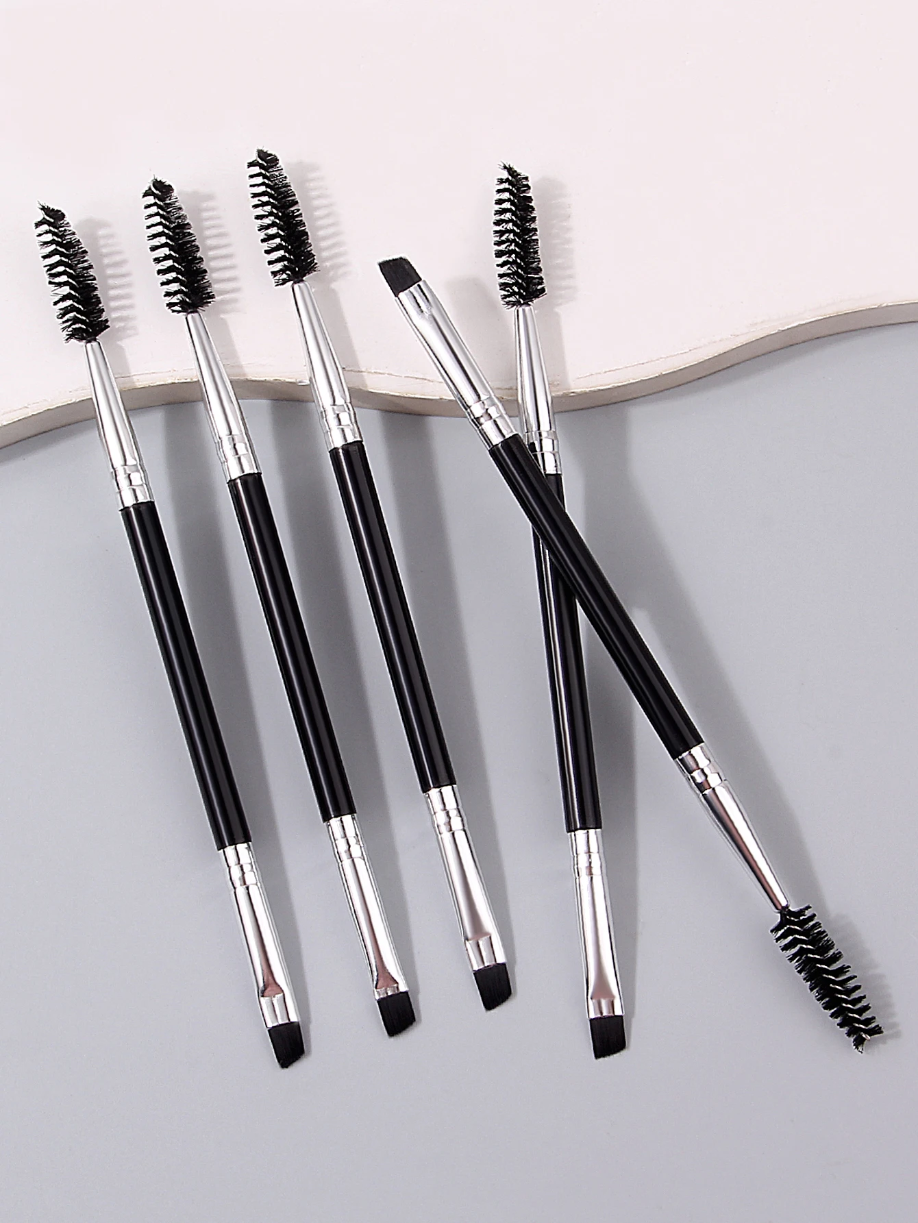 5 pçs preto escova de rímel de duas cabeças, escova de sobrancelha, pente de rímel, atualização de maquiagem de ondulação, escova de maquiagem profissional portátil para os olhos