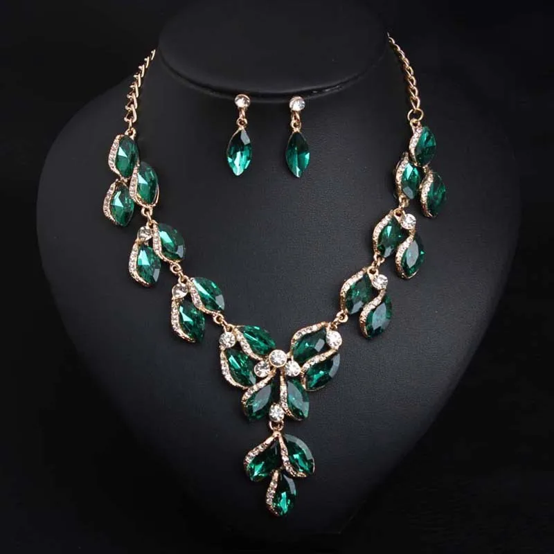 

DIY accessories Cross-border European and American hot-selling crystal gemstone collarbone short necklace earrings jewelry set f