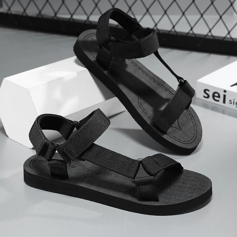 Herren-Camping-Sandalen für den Outdoor-Einsatz am Strand, Rutschfeste Leichte Sandalen mit Verstellbarem Riemen
