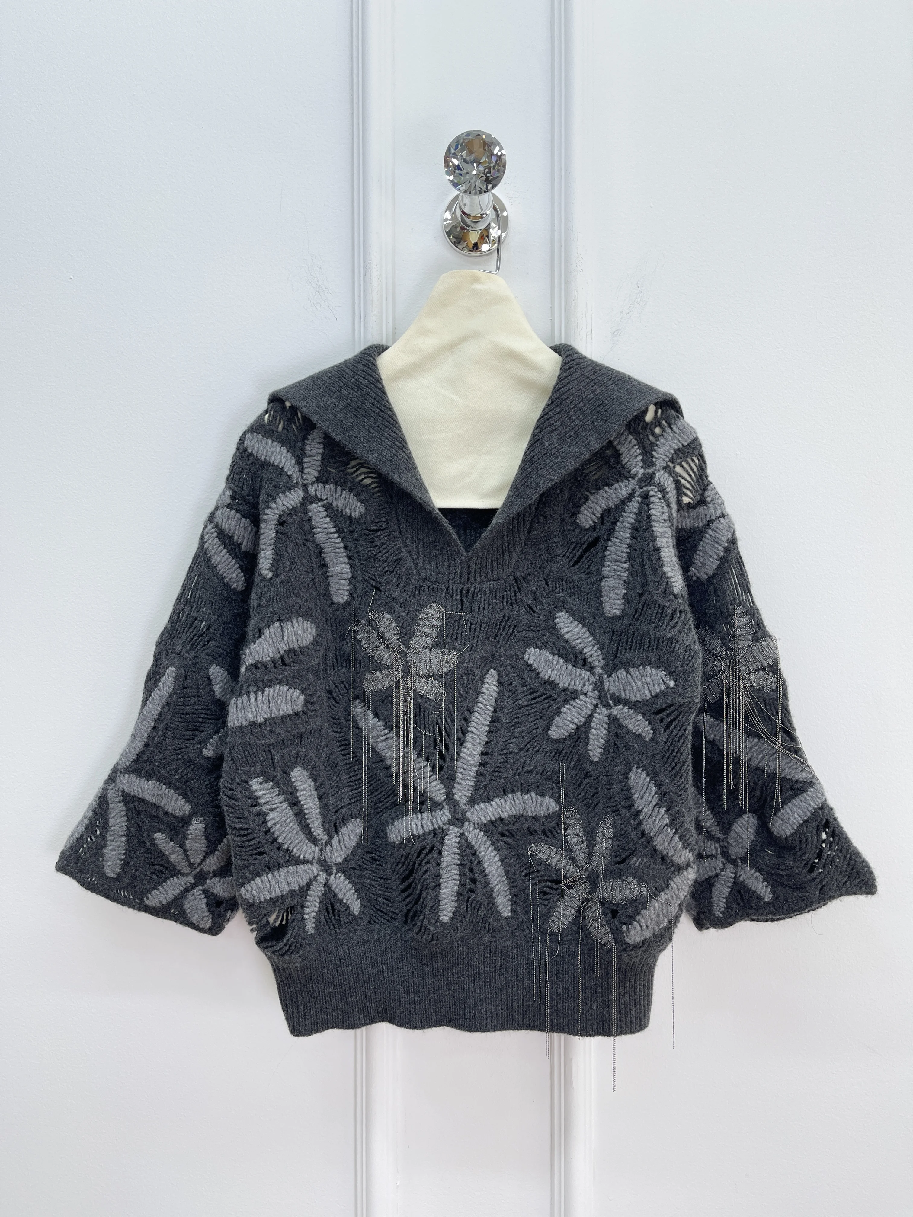 

Autumn and winter new high quality fashion cashmere wool chain lapel hollow knit sweater for women