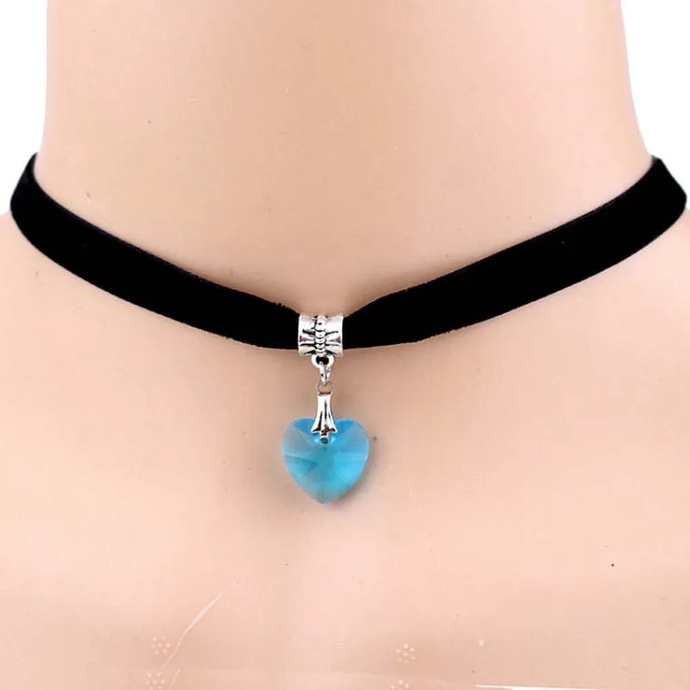 Meerkleurige Gotische Chokers Hart Hanger Flanellen Halskettingen Allemaal Passen Bij Fluwelen Choker Classic Gothic Chokers Mode-Accessoire