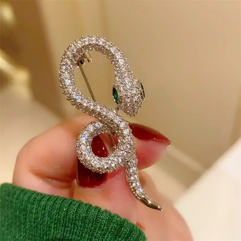 Full of Rhinestone Silver Color Loop Snake Brooches for Women Unisex Animal Pins Available Party Accessories Gifts