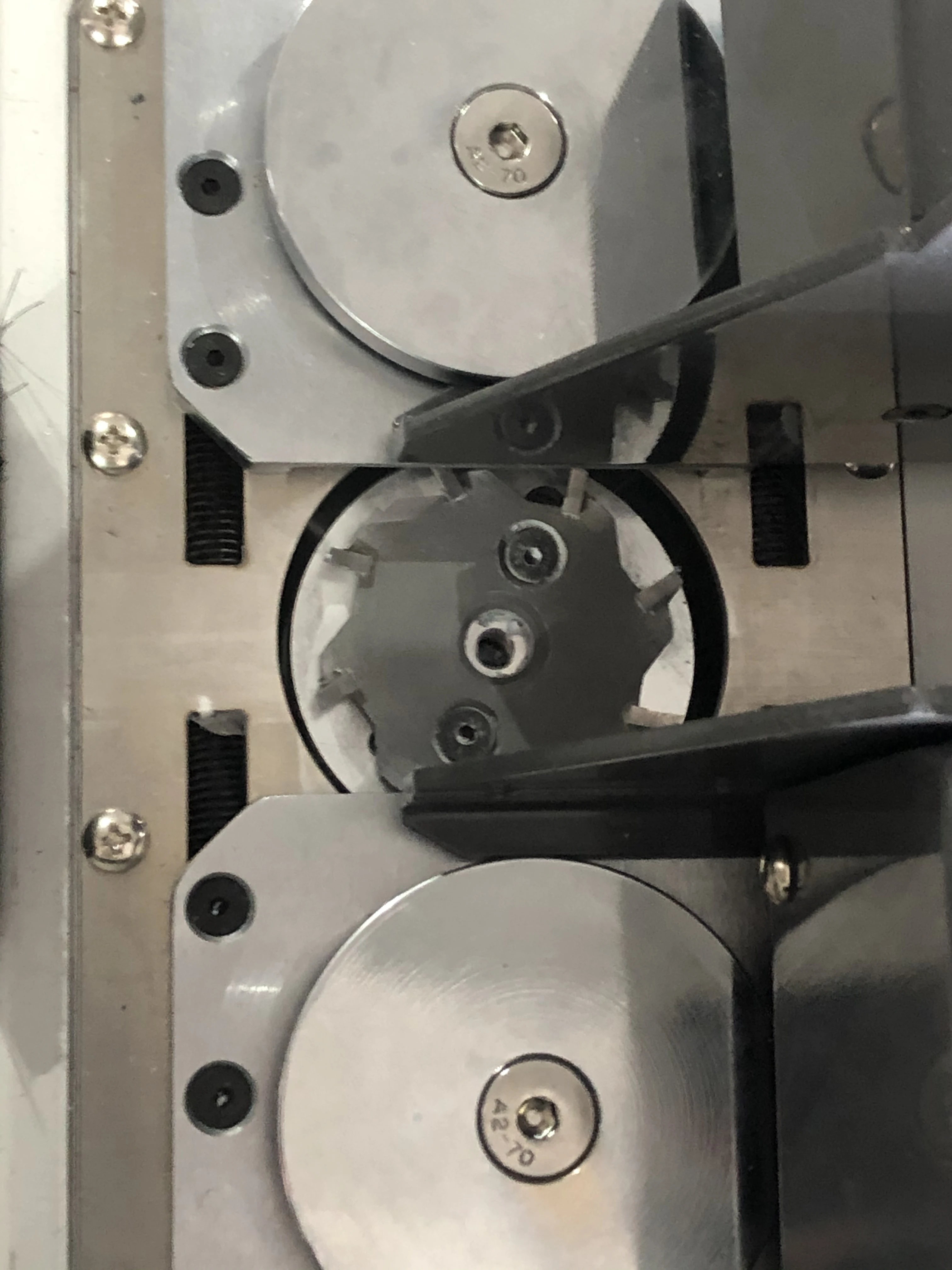 Nieuw ontwerp Desktop lijmbindmachine Elektrische boekbindmachine Perfecte lijmbinder B40F