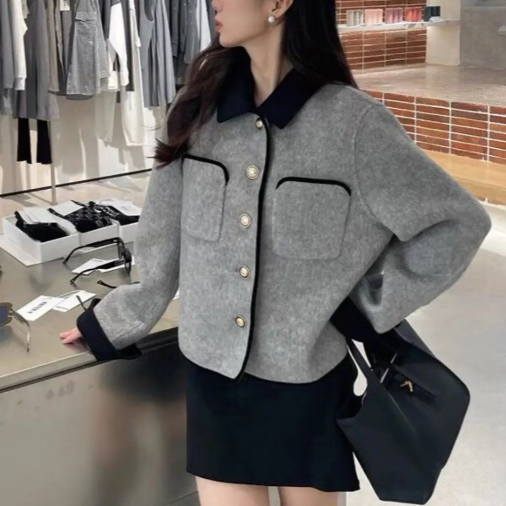 

Women's Korean Style Short Outwear Elegant Metal Buckle Petite Top Gold Contrast Color Autumn Winter Fashion Jacket