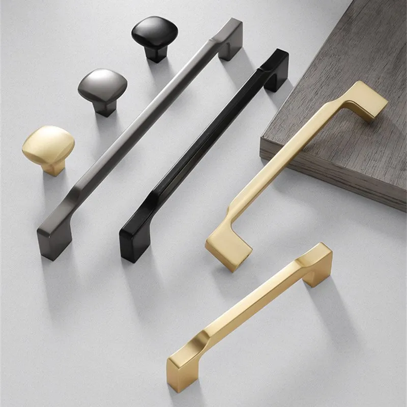 American Light Luxury Door Handles Zinc Alloy Kitchen Cabinet Knobs and Handles Drawer Pulls Furniture Door Hardware