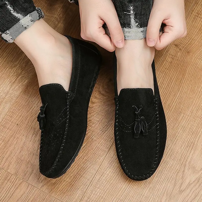 Cross-Border New Men's Spring English Style Tassel Leather Casual Shoes Lazy Slip-On Soft Sole Driving Moccasins