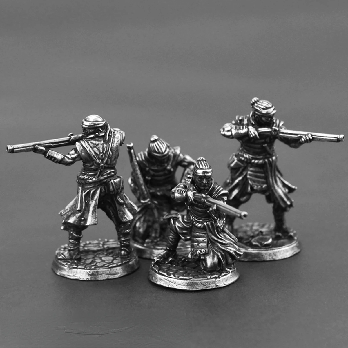 Hand Drawn Copper Japanese Shogunate Samurai Figurines Miniatures Vintage Metal Soldiers Statue Diorama Desktop Toys Ornaments