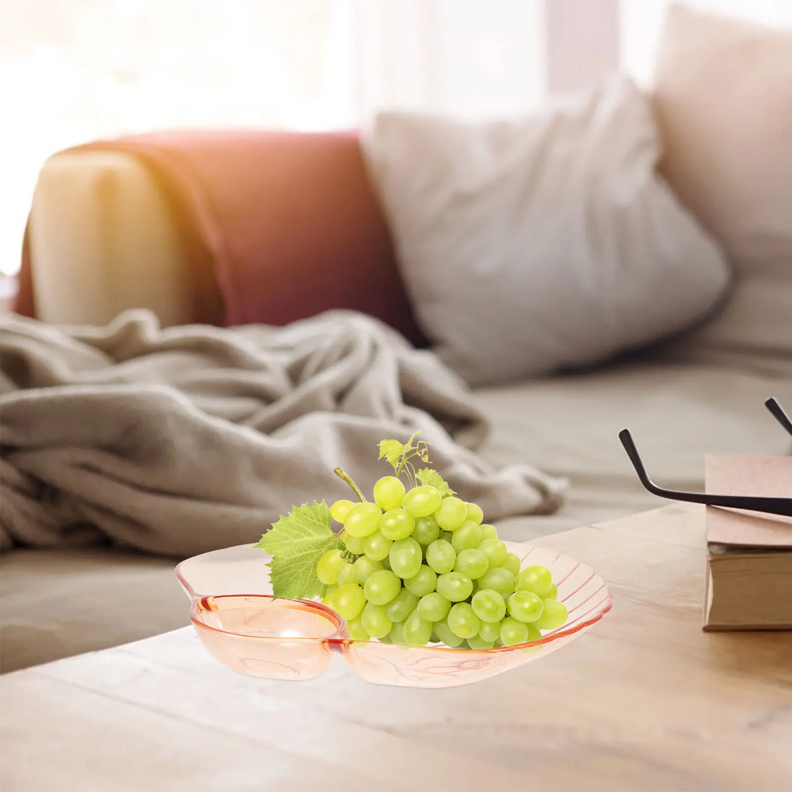 

4Pcs Snack Plates Storage Tray Shell Design Multipurpose Fruit Plate Chips Dip Plate Dessert Dish Chips and Dip Plates