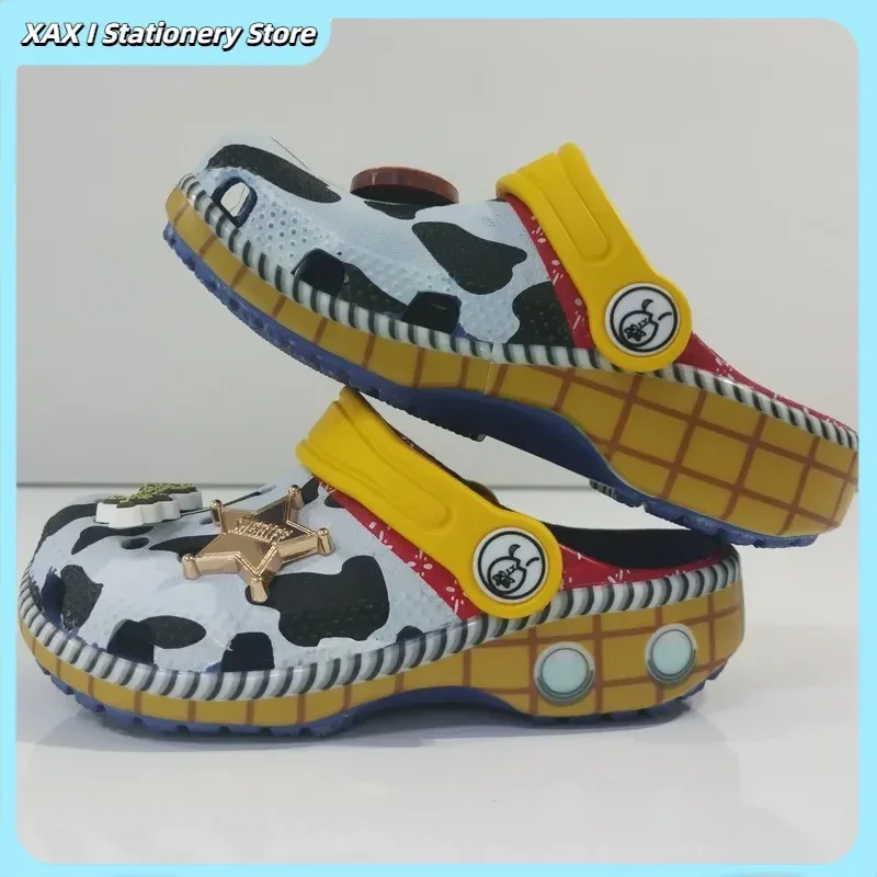 

New Light Cave Shoes Breathable Outdoor Leisure Beach Shoes Baotou Sandals Holiday Gift For Family