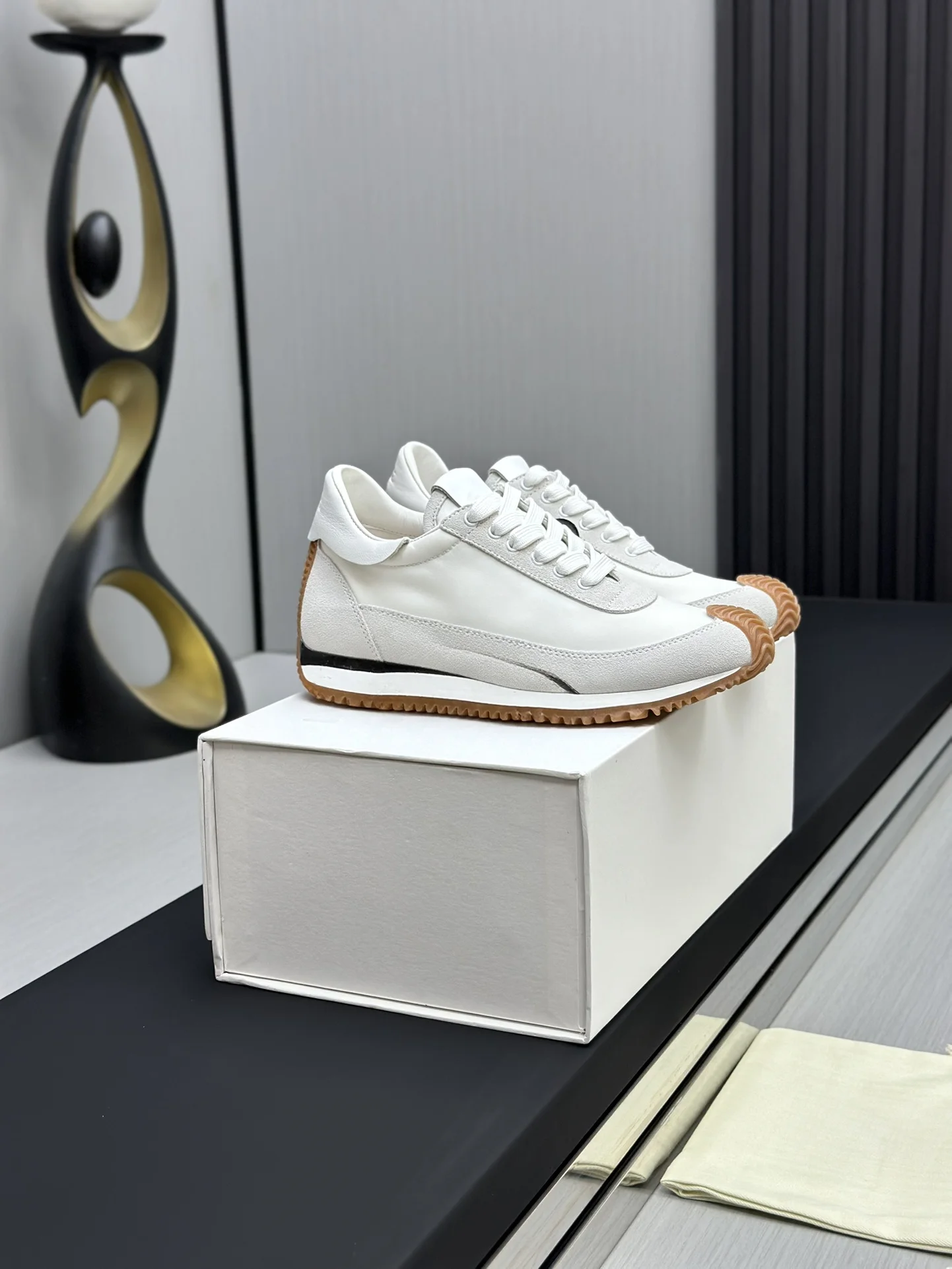 Collision‑Proof Heel Shell Unisex Long‑Durable Casual Board Shoes Low‑Top Lace‑Up Stable For Long‑Walking Couple Skateboarding Sneakers Anti‑Abrasion Rubber‑Outsole Footwear For Men Women Commute‑Use