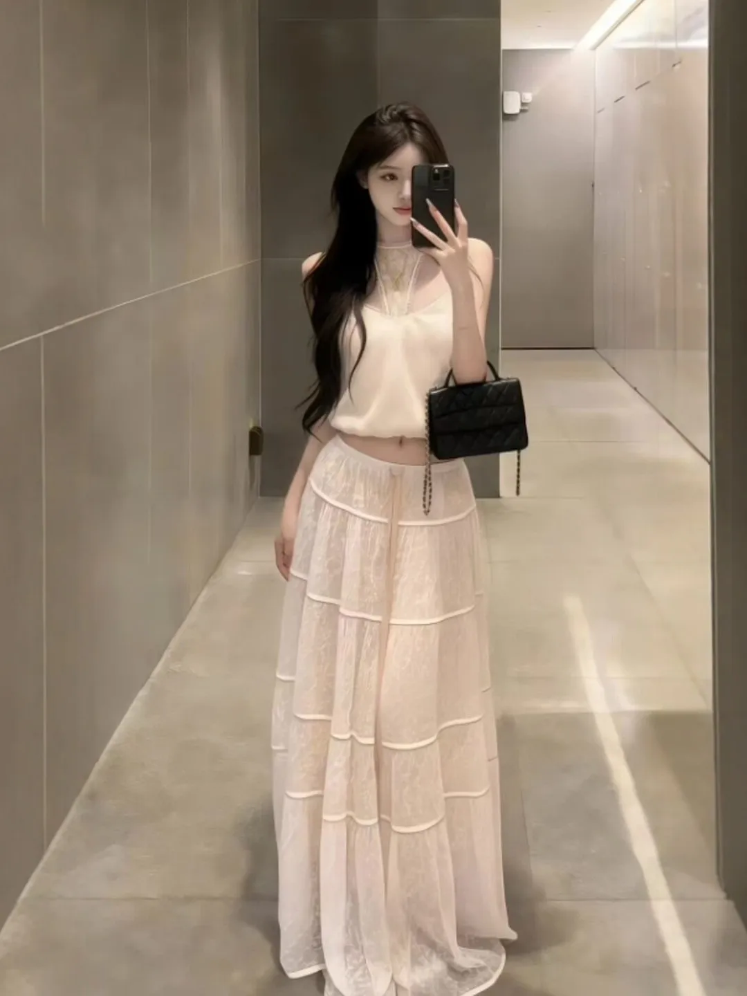

Elegant Two-Piece Set Korean Style Top And Skirt Ensemble Comfortable Mid-Summer Fashion Outfit for Women Casual Chic Look