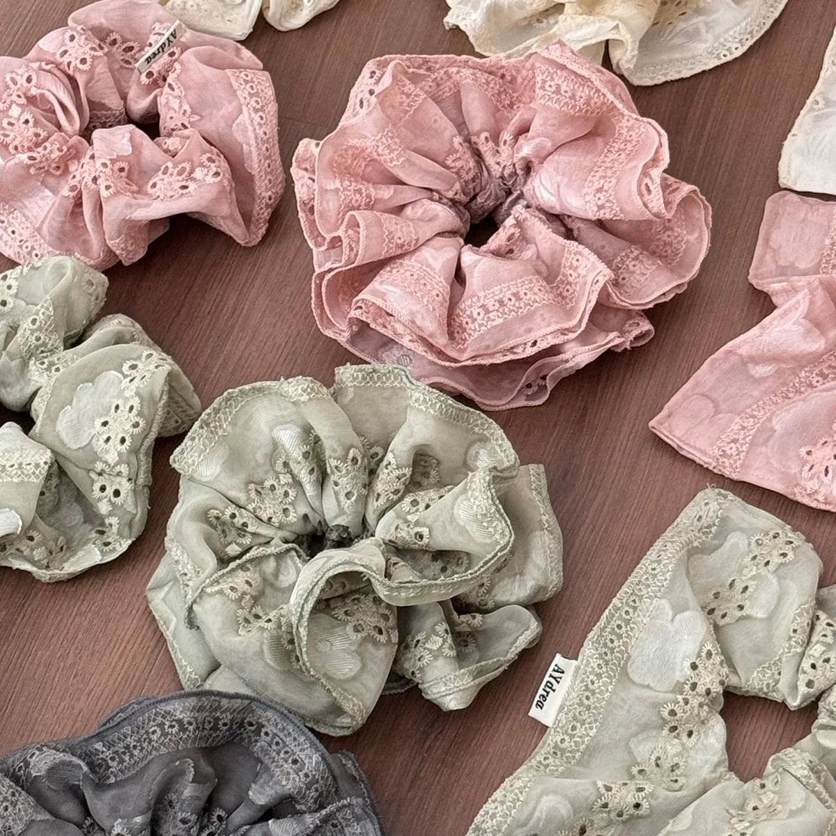 

Set scrunchies accessories for women girl hair bands korean rubber ties elastic leading fashion vintage elegant fascinators kpop