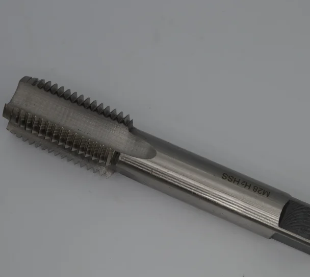 M2×0.4,  M2.5×0.45,  M3×0.5,  M4×0.7,  M5×0.8,  M6×1,  M8×1.25,  M10×1.5 standard-thread machine taps  1PCS   M12*1.75，  M14*2