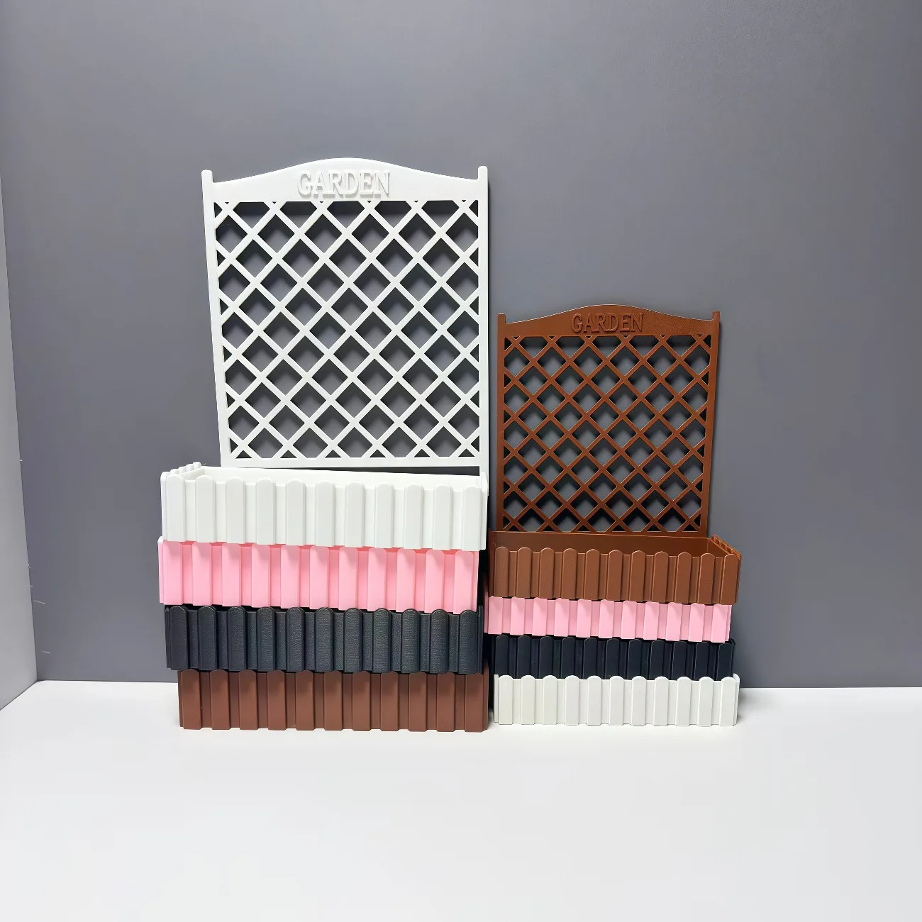 

1:12 Scale DollhouseGardenFencePlanterBox,Plastic Lattice Trellis forClimbing Plants,Miniature Patio Decor forDiorama Flower Bed