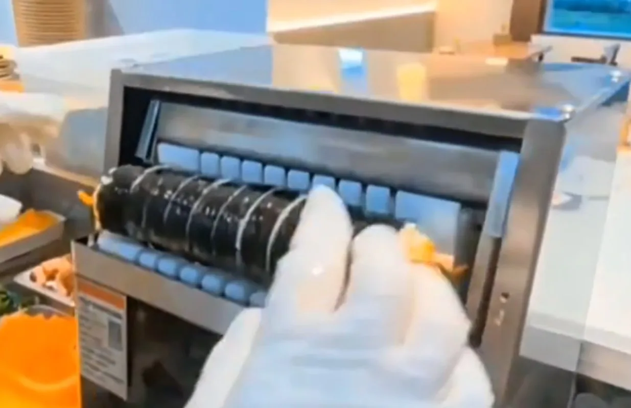 For Automatic Sushi Roll Cutter Machine, Electric Nori Rice Roll Slicer, Food Equipment for Even Sushi Roll Cutting