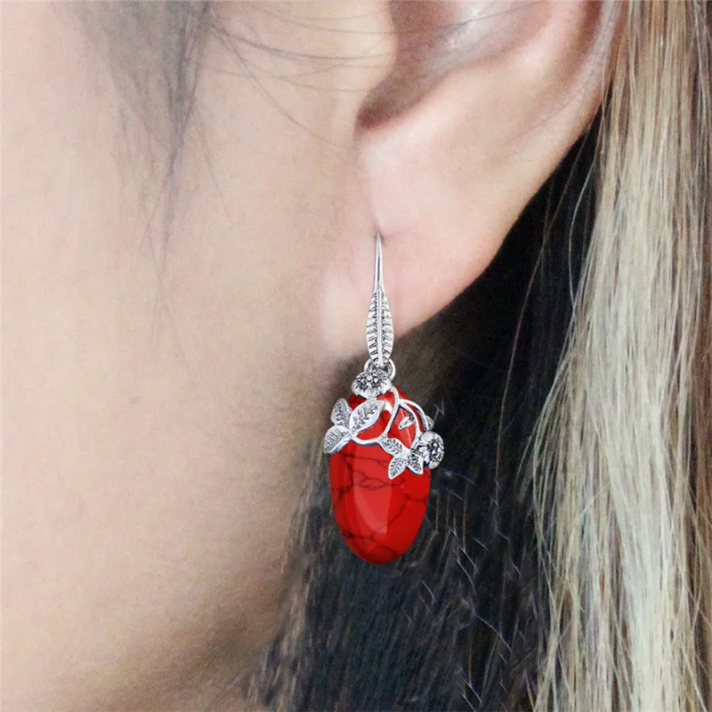 أطقم عقد وأقراط من الفيروز الصناعي للنساء ، مجوهرات عتيقة مطلية بالفضة ، شكل العين ، مظهر عتيق ، دلاية على شكل زهرة ، موضة