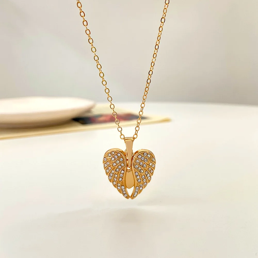 Creative Personality Inlaid Sparkling Zircon Angel Wings Heart Shape Lucky Pendant Necklace for Women  Fashion Party Jewelry